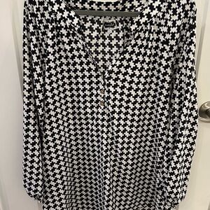 Mud Pie Black + White Houndstooth Tunic